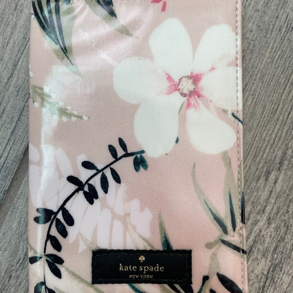 Kate Spade passport holder - pink floral